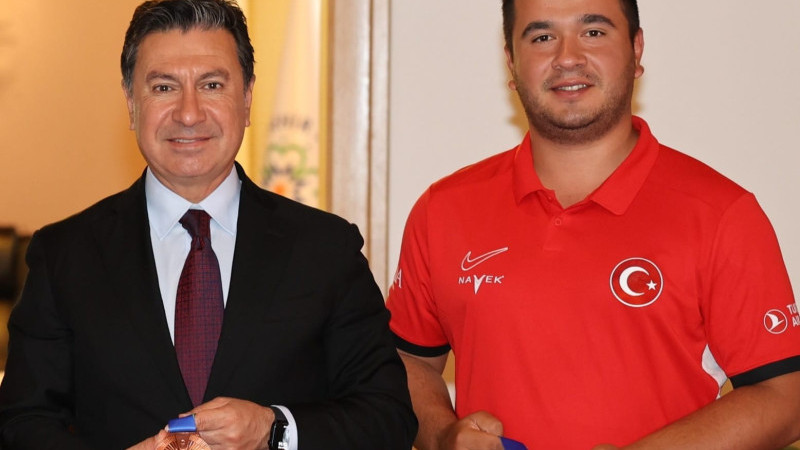 Büyükşehir Sporcusu Haney Dünya İkincisi