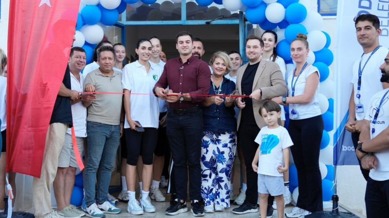 Yenilenen Binnaz Karakaya Fitness Merkezi Hizmete Açıldı
