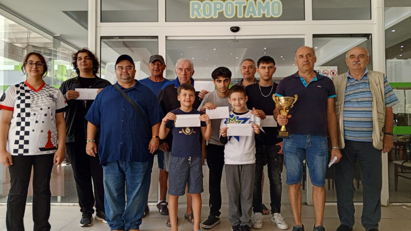 Büyükşehir Sporcularından Satranç ’ta Büyük Başarı
