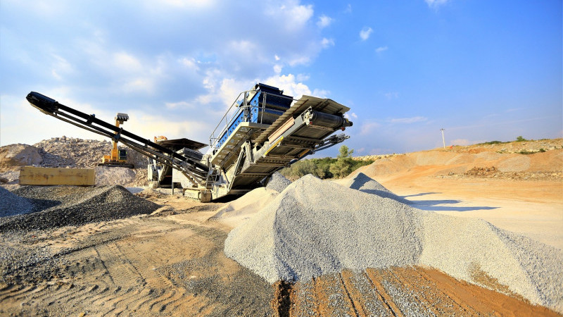 Büyükşehir, 749 Futbol Sahası Büyüklüğündeki Hafriyatı Bertaraf Etti