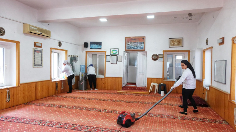 Camilerde Ramazan Temizliği