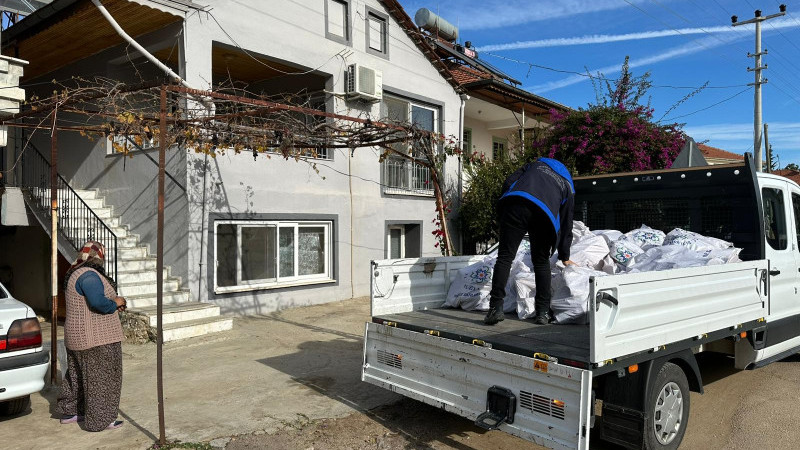 2 Bin 500 Ailenin Isınma İhtiyacı Karşılandı