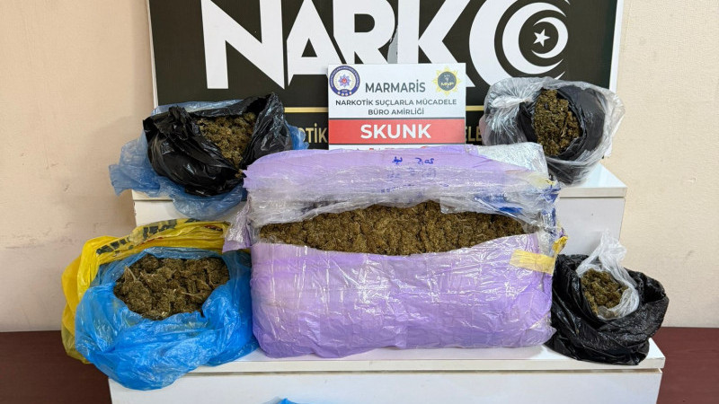 Araçtan 5 Kilo 670 Gram Skunk Çıktı
