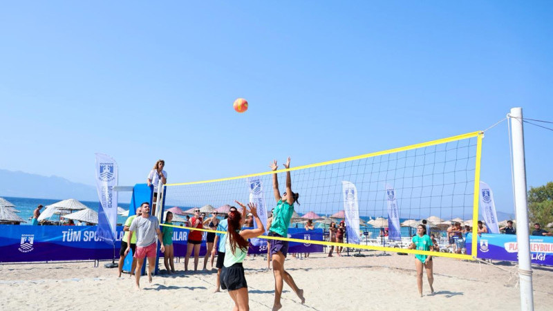 Plaj Voleybolu Şenliği Akyarlar’da Başladı