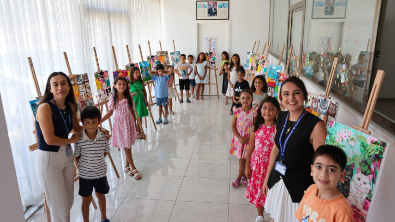 “Sayılarla Tuval Boyama Atölyesi” Mini Sergi ile Tamamlandı