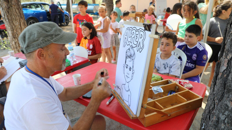 Büyükşehir Mizah ve Karikatür Şenliği’ni Çocuklarla Buluşturdu