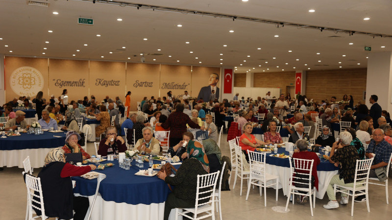 Büyükşehir 100 Yaş Evlerinin Sayısını Arttırıyor