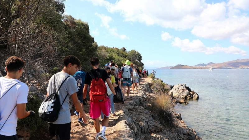 Erasmus Öğrencileri ile Kıyı Temizliği