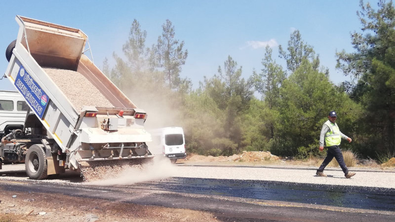 Büyükşehir Belediyesi Güvenli Yollar İçin Çalışıyor