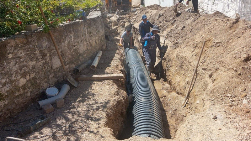 Fen İşleri Ekiplerinden İlçe Genelinde Yoğun Mesai