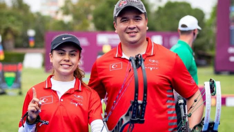 Büyükşehir Okçuları Hazal Burun ve Emircan Haney Milli Takım’da Tarih Yazdı