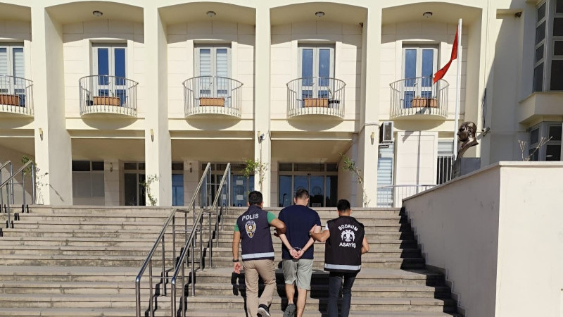 44 Ayrı Dosyadan Aranan Firari Kıskıvrak Yakalandı