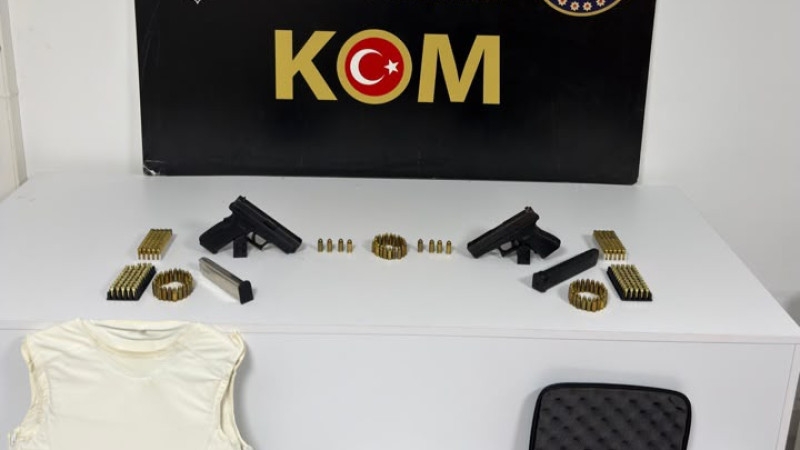 Bodrum’da Firari Örgüt Liderine Barkovizyonlu Kutlamaya Polis Operasyonu: 1 Tutuklama