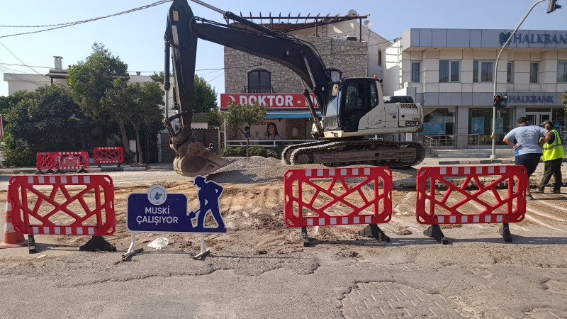 Turgutreis Mehmet Hilmi Caddesi'nde Yine Kanalizasyon Göçüğü