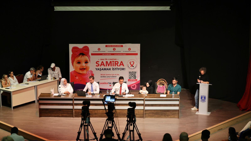 Minik Samira için Yardım Gecesi Düzenlendi
