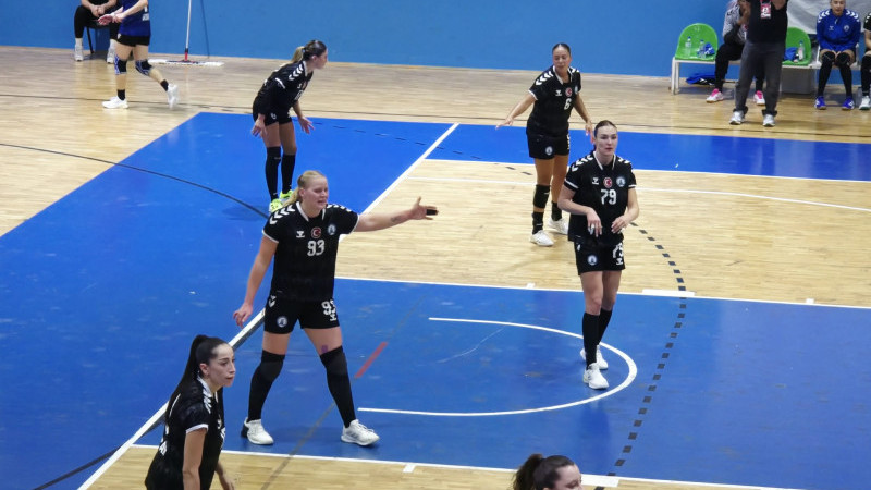 Denizin Kızları Evinde Hata Yapmadı! Yalıkavakspor 31-27 Odunpazarı SK
