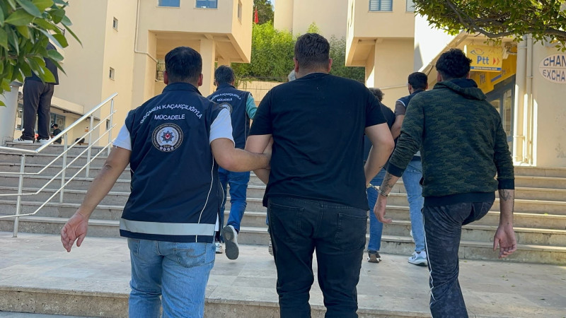 Marmaris’te Göçmen Kaçakçılarına Darbe: 4 Organizatör Tutuklandı!